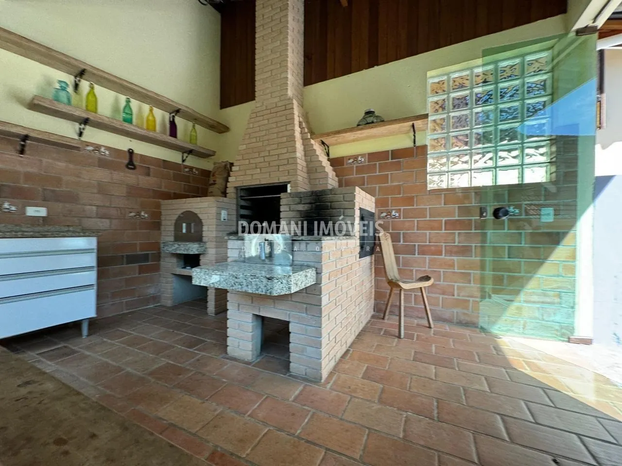 Casa à venda de 1.120 m² em Campos do Jordão, SP, Brasil
