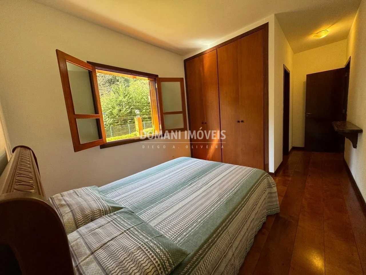 Casa à venda de 1.120 m² em Campos do Jordão, SP, Brasil