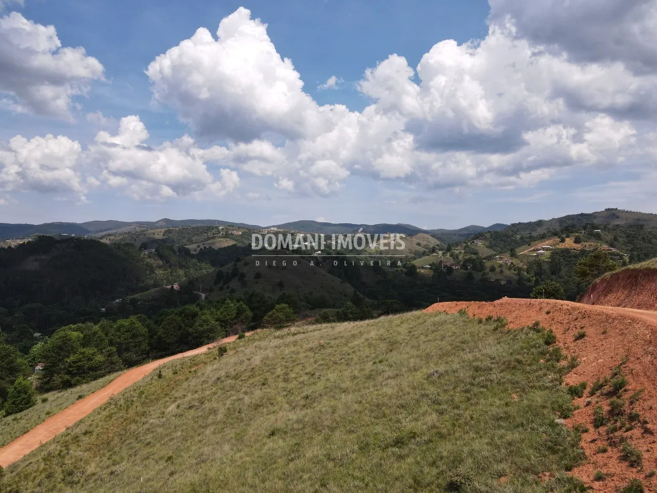 Plot for sale of 1,100 m² in Campos do Jordão, SP, Brazil
