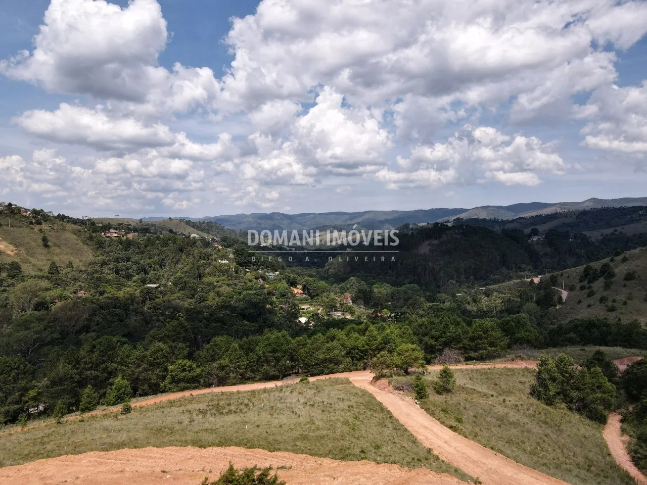 Plot for sale of 1,100 m² in Campos do Jordão, SP, Brazil