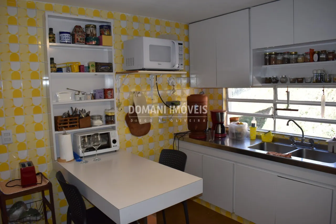 Casa à venda de 2.870 m² em Campos do Jordão, SP, Brasil