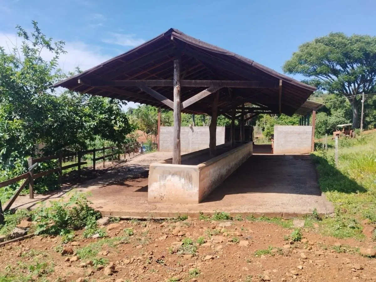 Fazenda à venda de 116 ha em Cássia dos Coqueiros, SP, Brasil