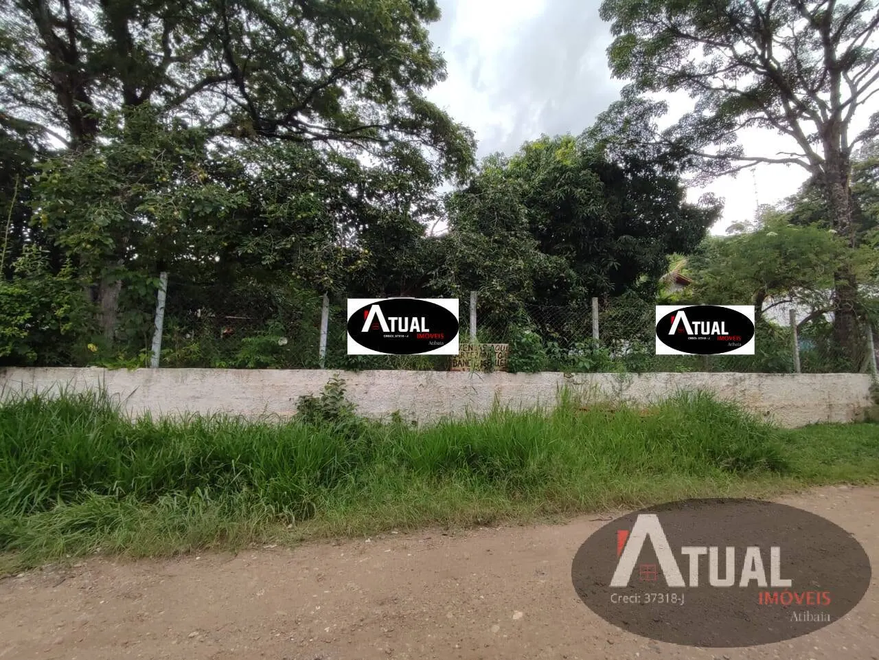 Terreno à venda de 2.335 m² em Atibaia, SP, Brasil