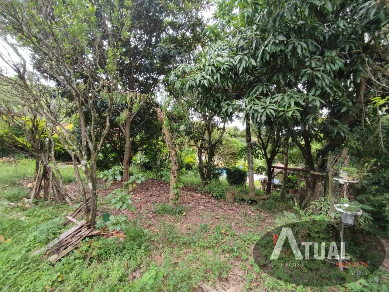 Terreno à venda de 2.335 m² em Atibaia, SP, Brasil