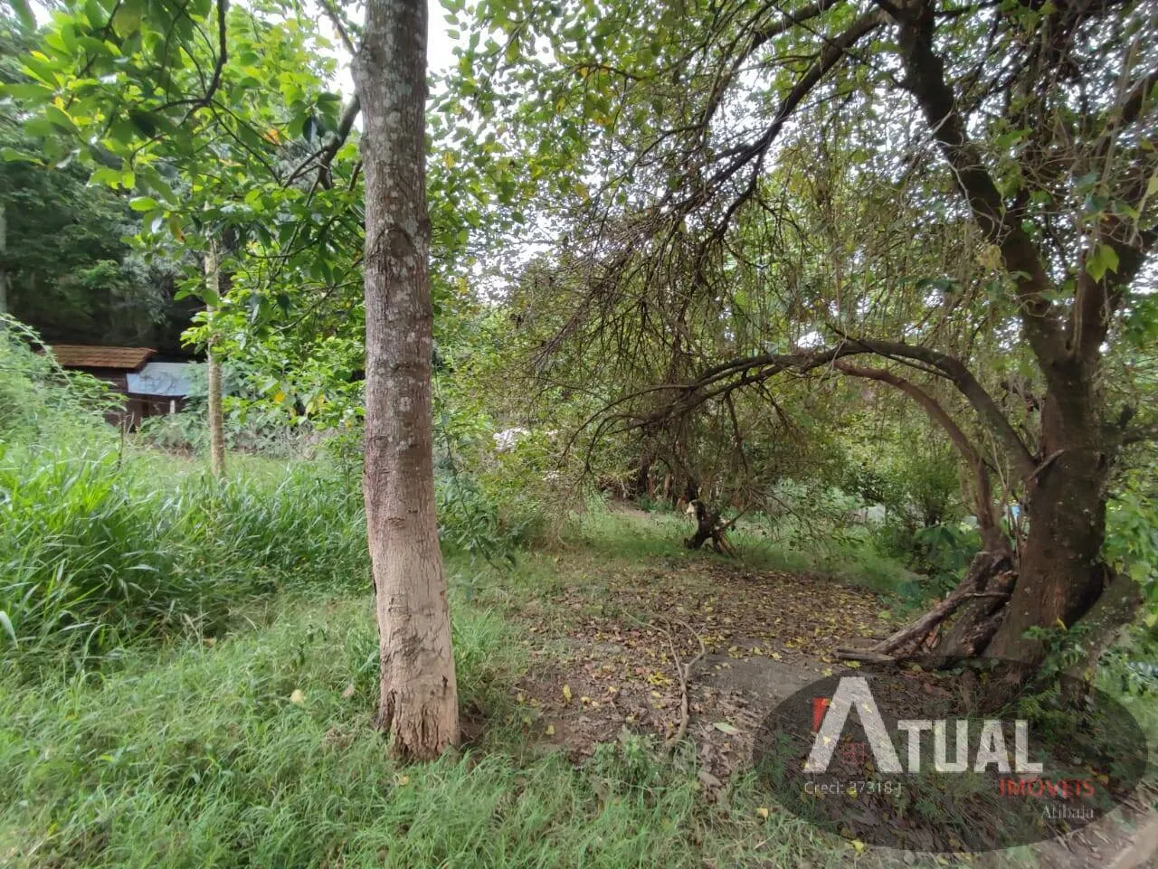 Terreno à venda de 2.335 m² em Atibaia, SP, Brasil