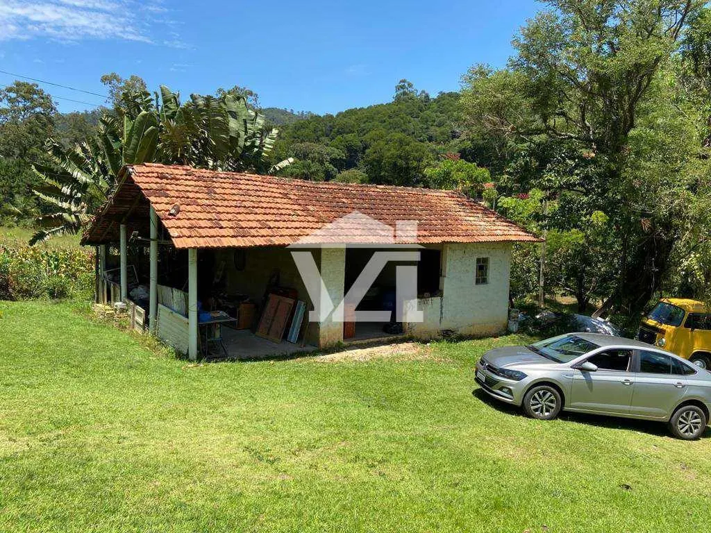 Sítio à venda de 4 ha em Mogi das Cruzes, SP, Brasil