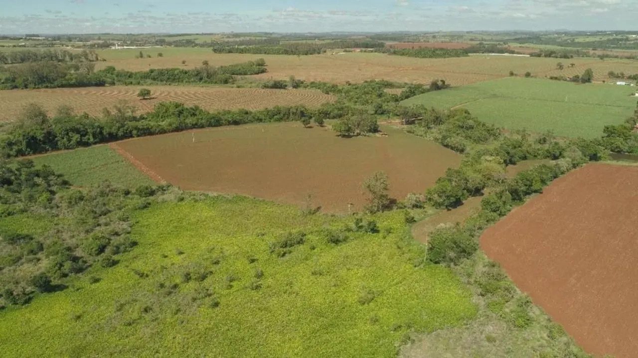 Fazenda à venda de 10 ha em Tatuí, SP, Brasil