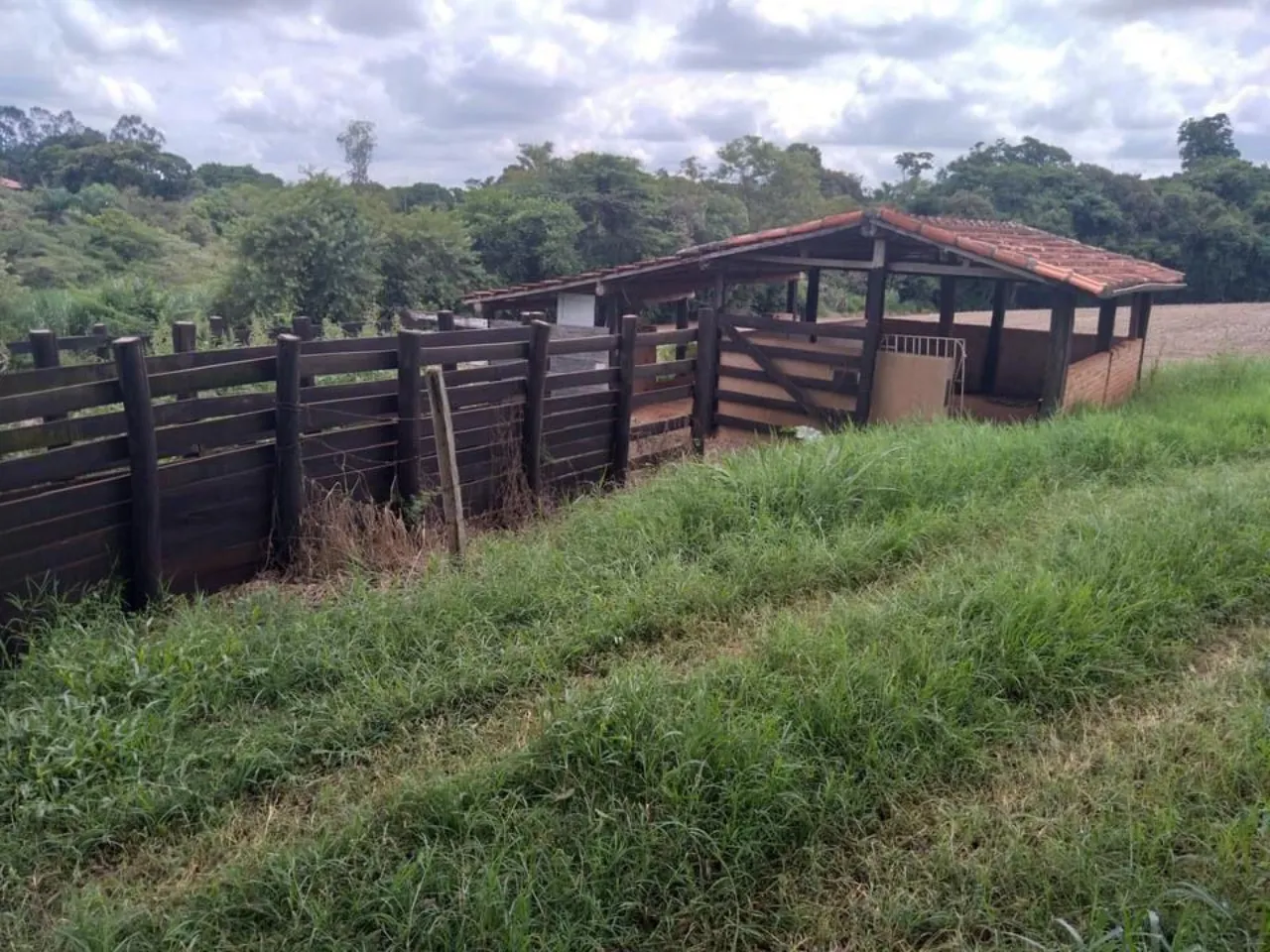 Fazenda à venda de 10 ha em Tatuí, SP, Brasil