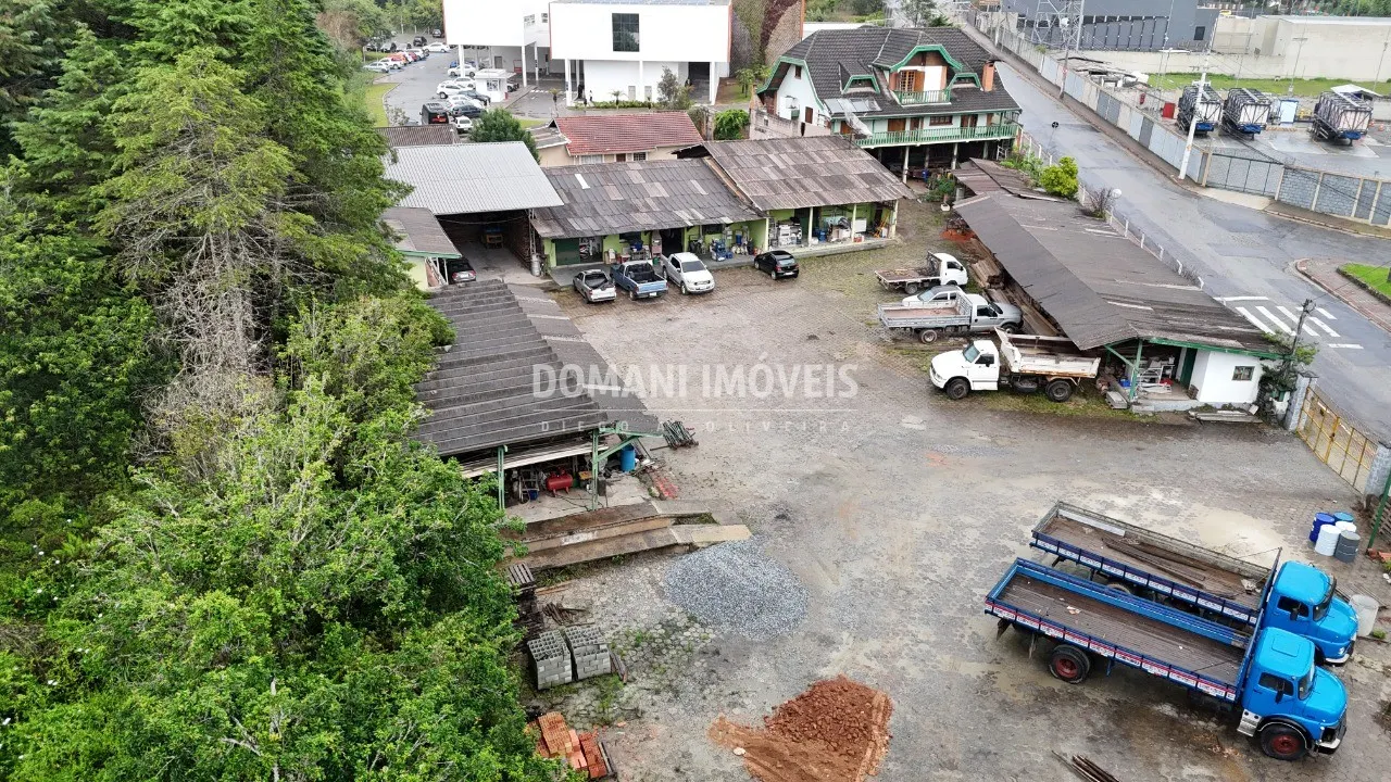 Comercial à venda de 3.600 m² em Campos do Jordão, SP, Brasil