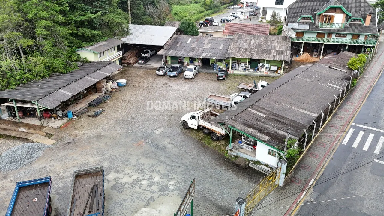 Comercial à venda de 3.600 m² em Campos do Jordão, SP, Brasil