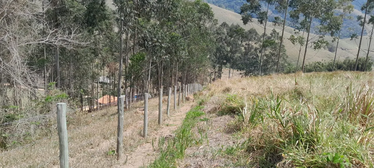 Sítio à venda de 4 ha em Paraibuna, SP, Brasil