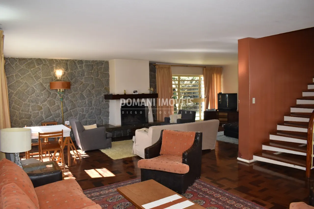 Casa à venda de 930 m² em Campos do Jordão, SP, Brasil