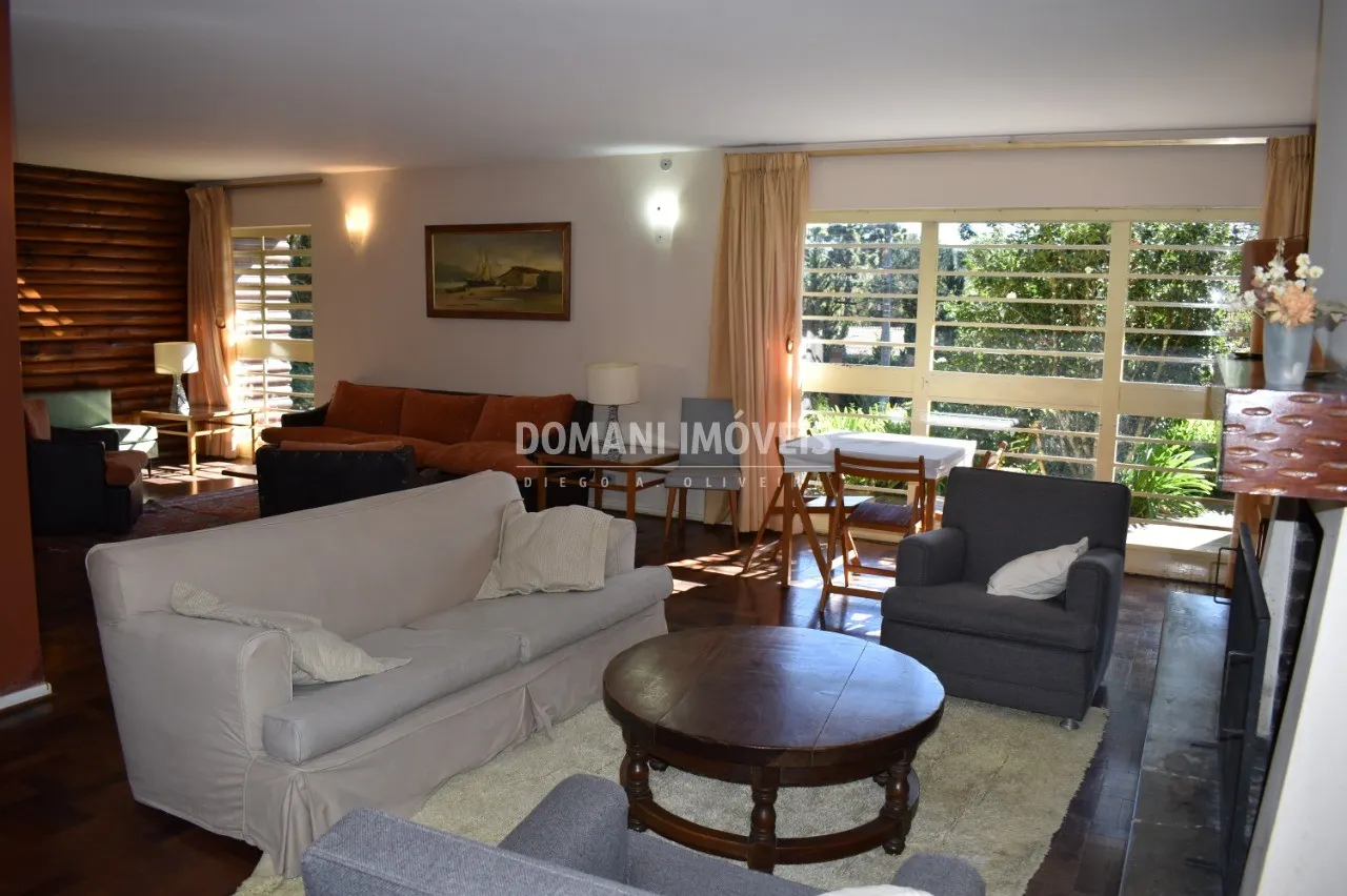 Casa à venda de 930 m² em Campos do Jordão, SP, Brasil