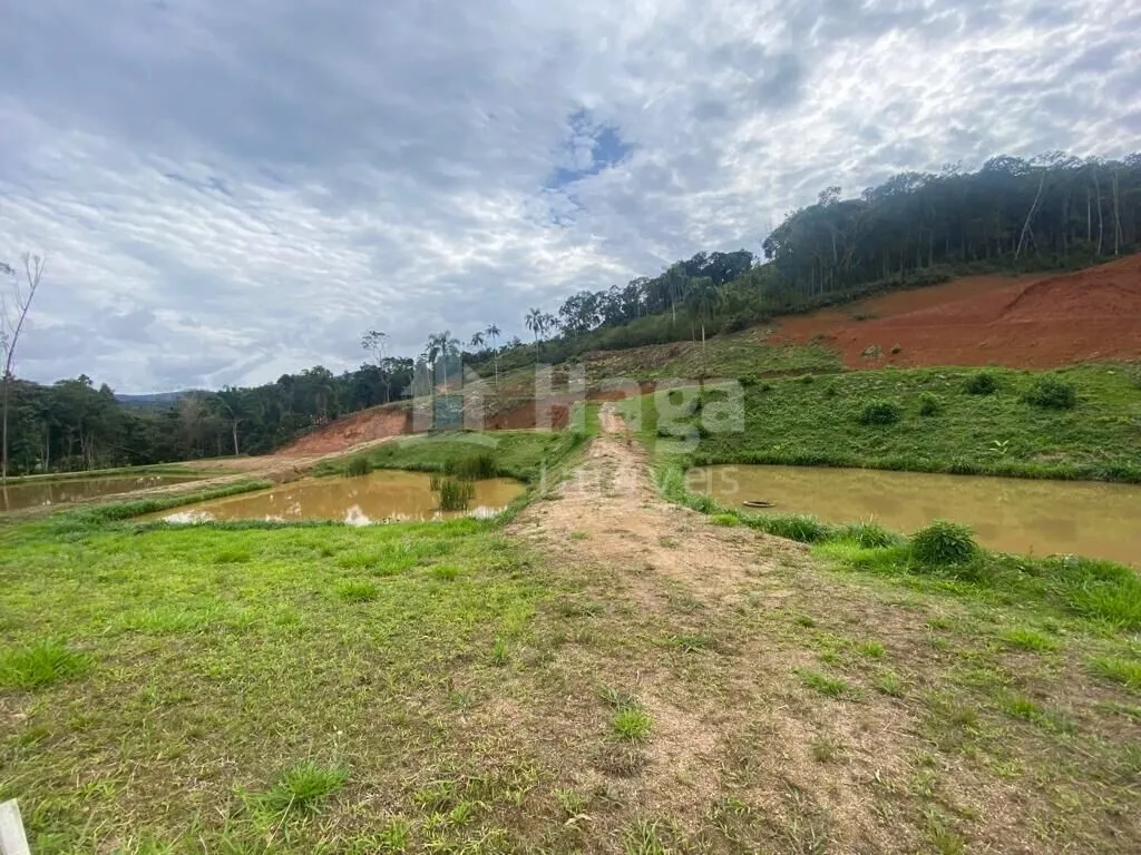 Terreno à venda de 2.300 m² em Canelinha, SC, Brasil