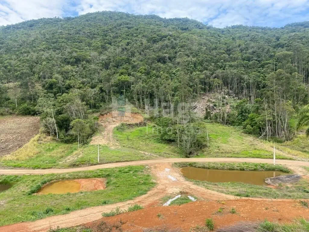 Terreno à venda de 2.300 m² em Canelinha, SC, Brasil