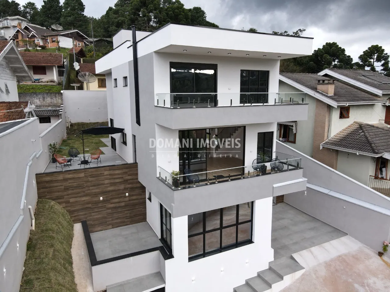 Casa à venda de 500 m² em Campos do Jordão, SP, Brasil