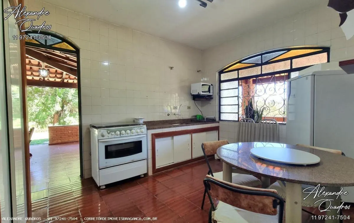 Sítio à venda de 5 ha em Vargem Grande do Sul, SP, Brasil