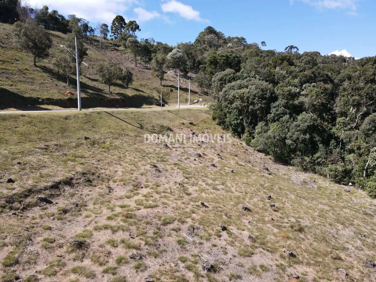 Terreno à venda de 1.350 m² em Campos do Jordão, SP, Brasil