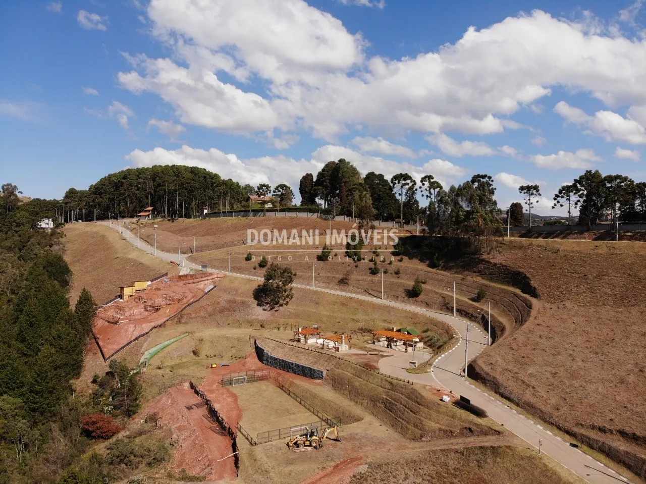 Terreno à venda de 1.350 m² em Campos do Jordão, SP, Brasil