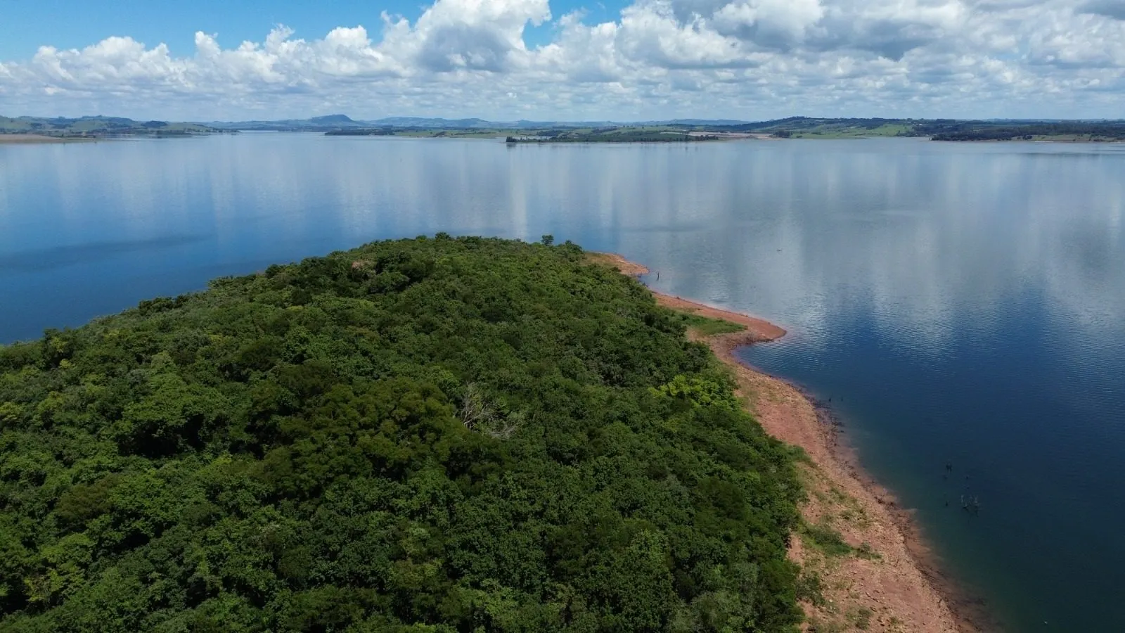 Ilha à venda de 8 ha em Fartura, SP, Brasil