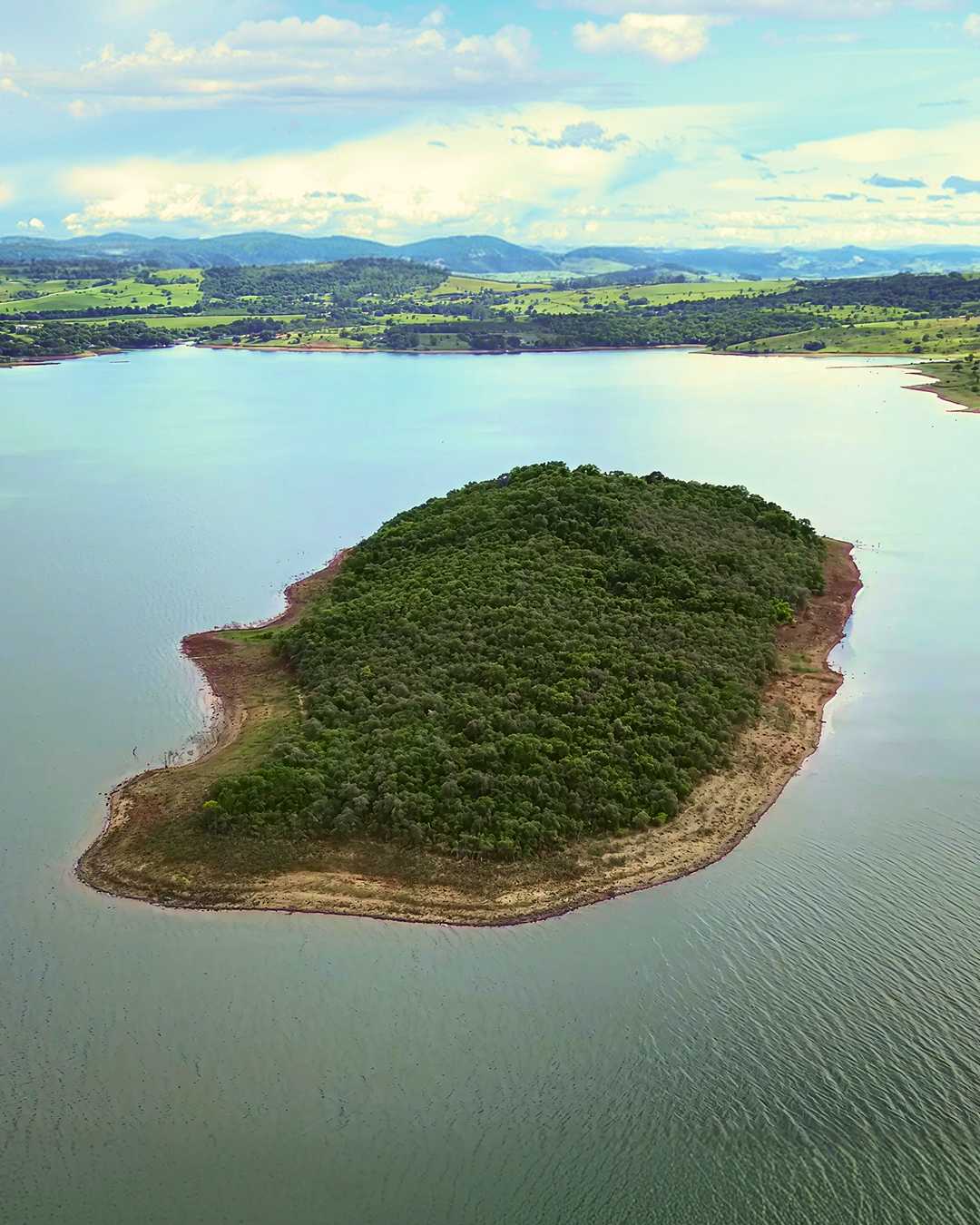 Ilha à venda de 8 ha em Fartura, SP, Brasil