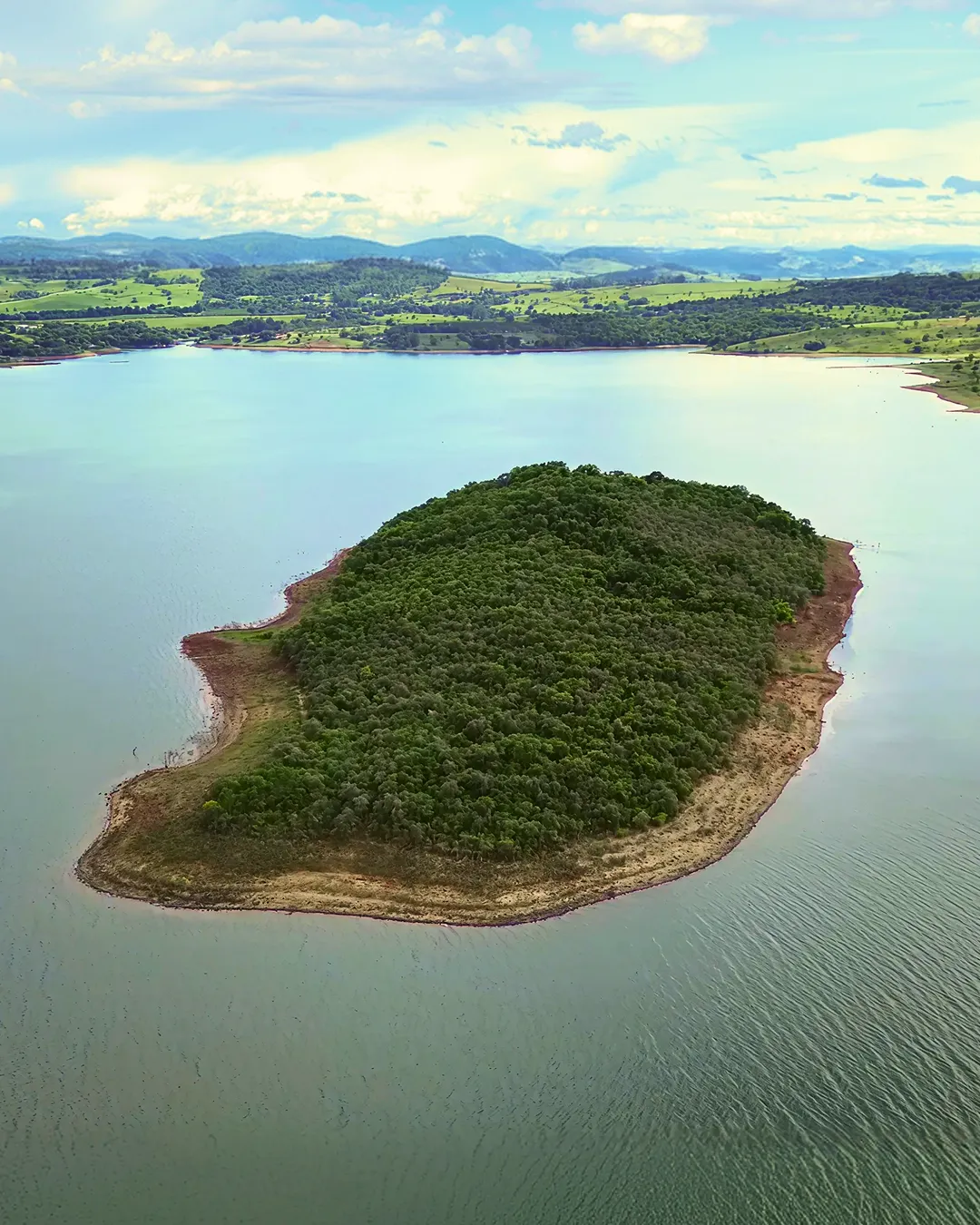 Ilha à venda de 8 ha em Fartura, SP, Brasil