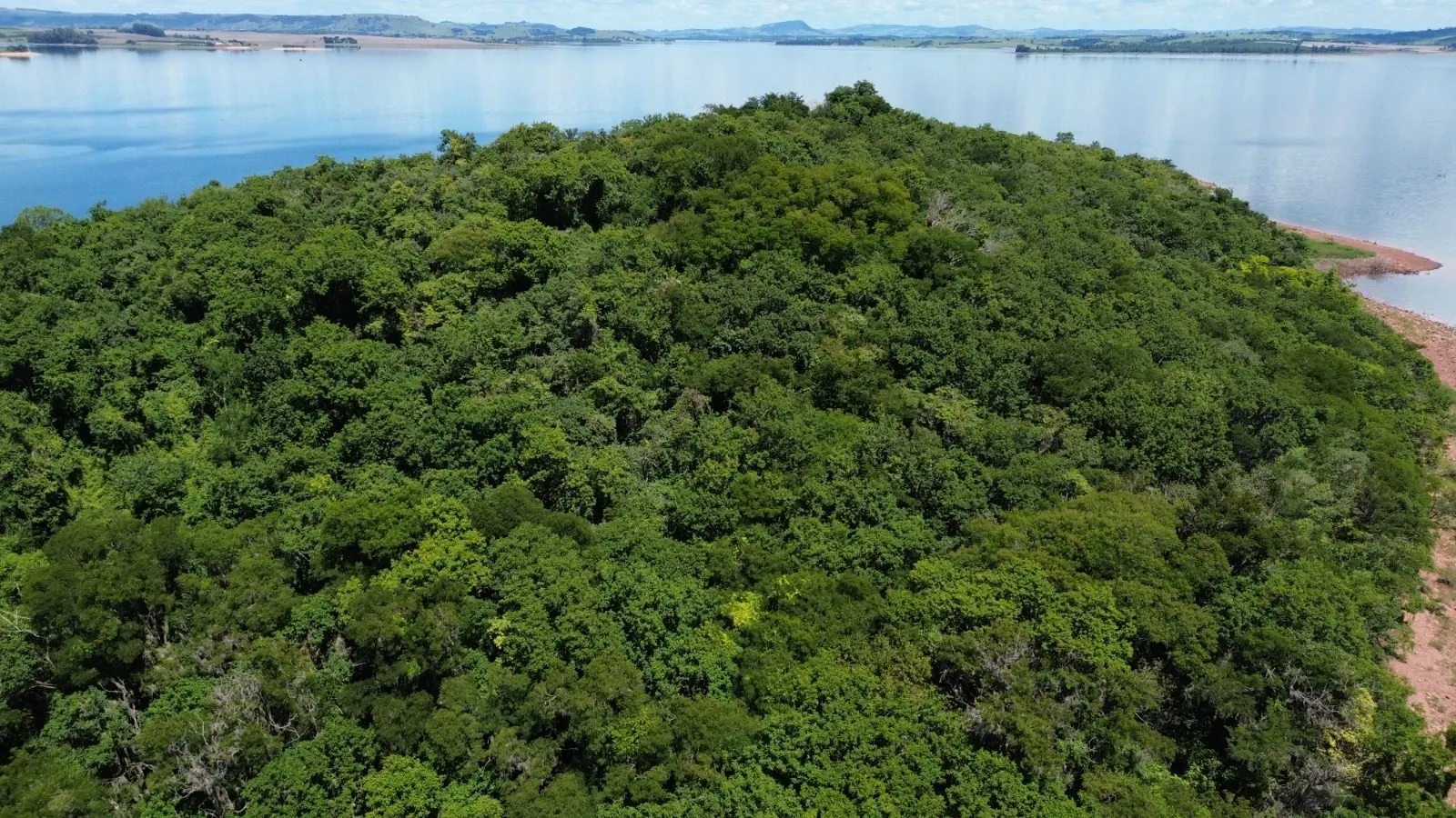 Ilha à venda de 8 ha em Fartura, SP, Brasil
