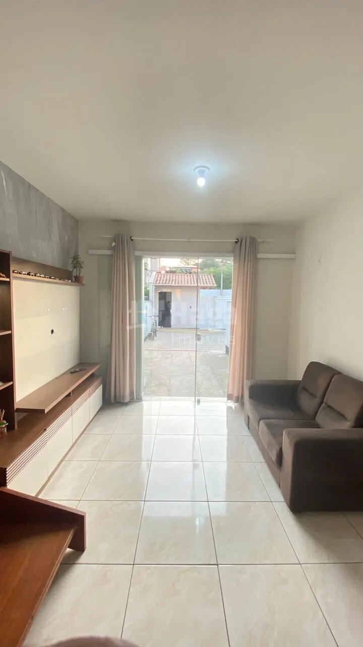 Casa à venda de 70 m² em Brusque, SC, Brasil