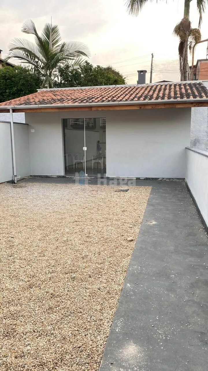Casa à venda de 70 m² em Brusque, SC, Brasil