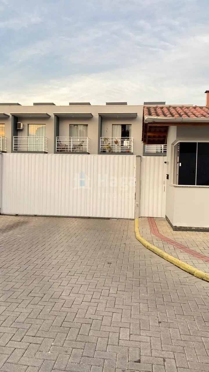 Casa à venda de 70 m² em Brusque, SC, Brasil