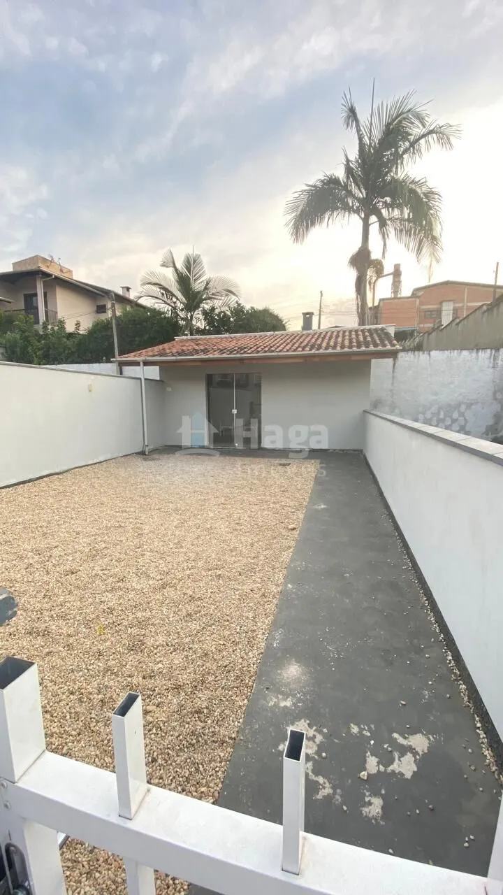 Casa à venda de 70 m² em Brusque, SC, Brasil