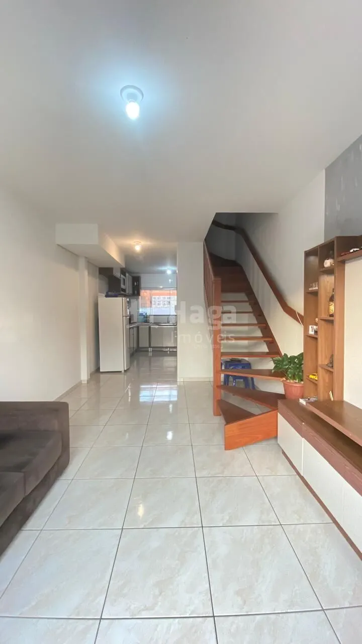Casa à venda de 70 m² em Brusque, SC, Brasil