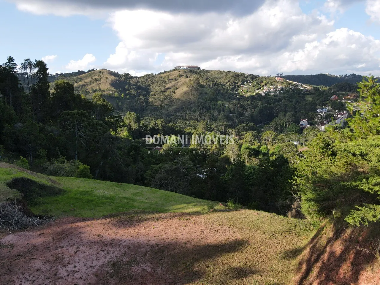 Terreno à venda de 6.150 m² em Campos do Jordão, SP, Brasil