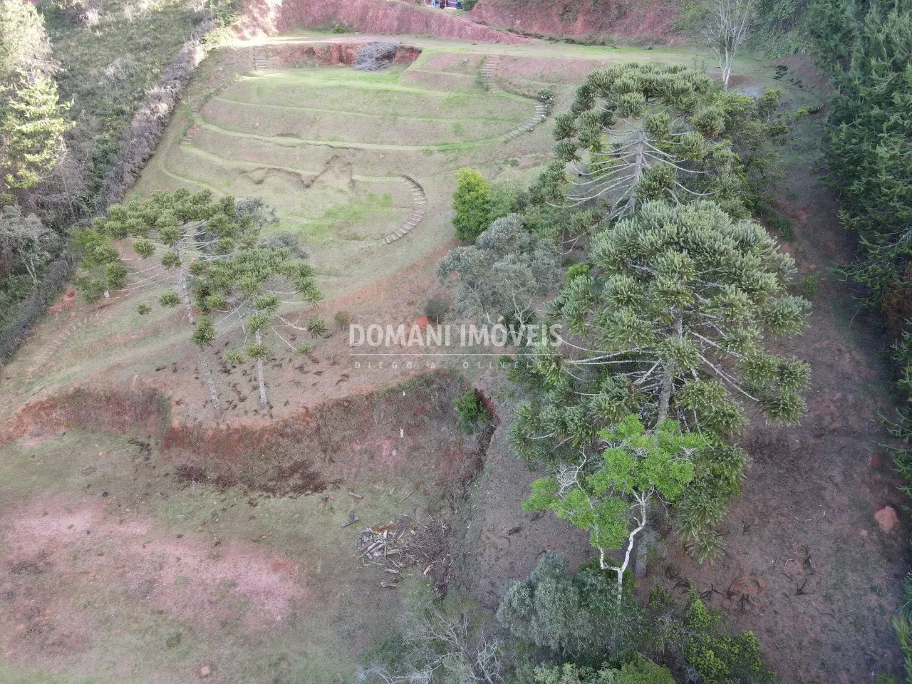Terreno à venda de 6.150 m² em Campos do Jordão, SP, Brasil