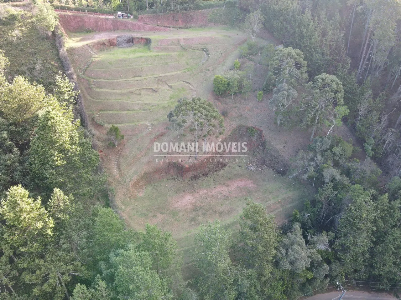Terreno à venda de 6.150 m² em Campos do Jordão, SP, Brasil