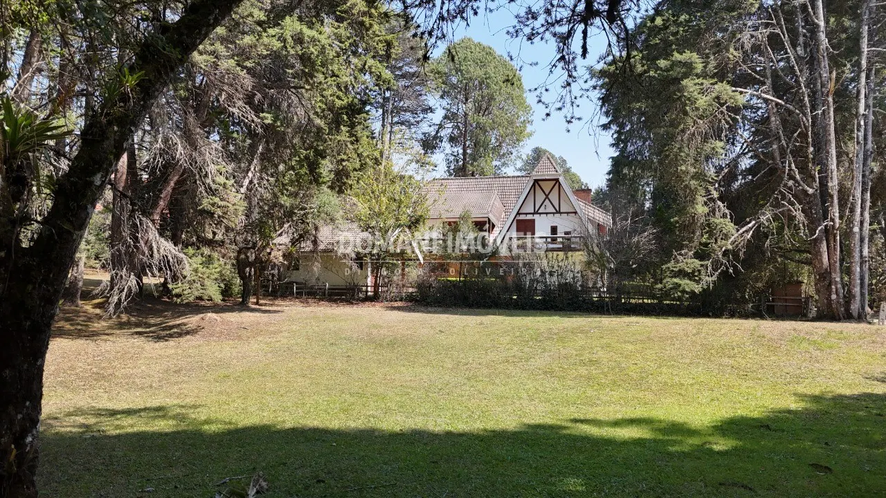 Plot for sale of 1,110 m² in Campos do Jordão, SP, Brazil