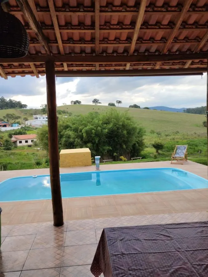 Chácara à venda de 2.000 m² em Pouso Alegre, MG, Brasil