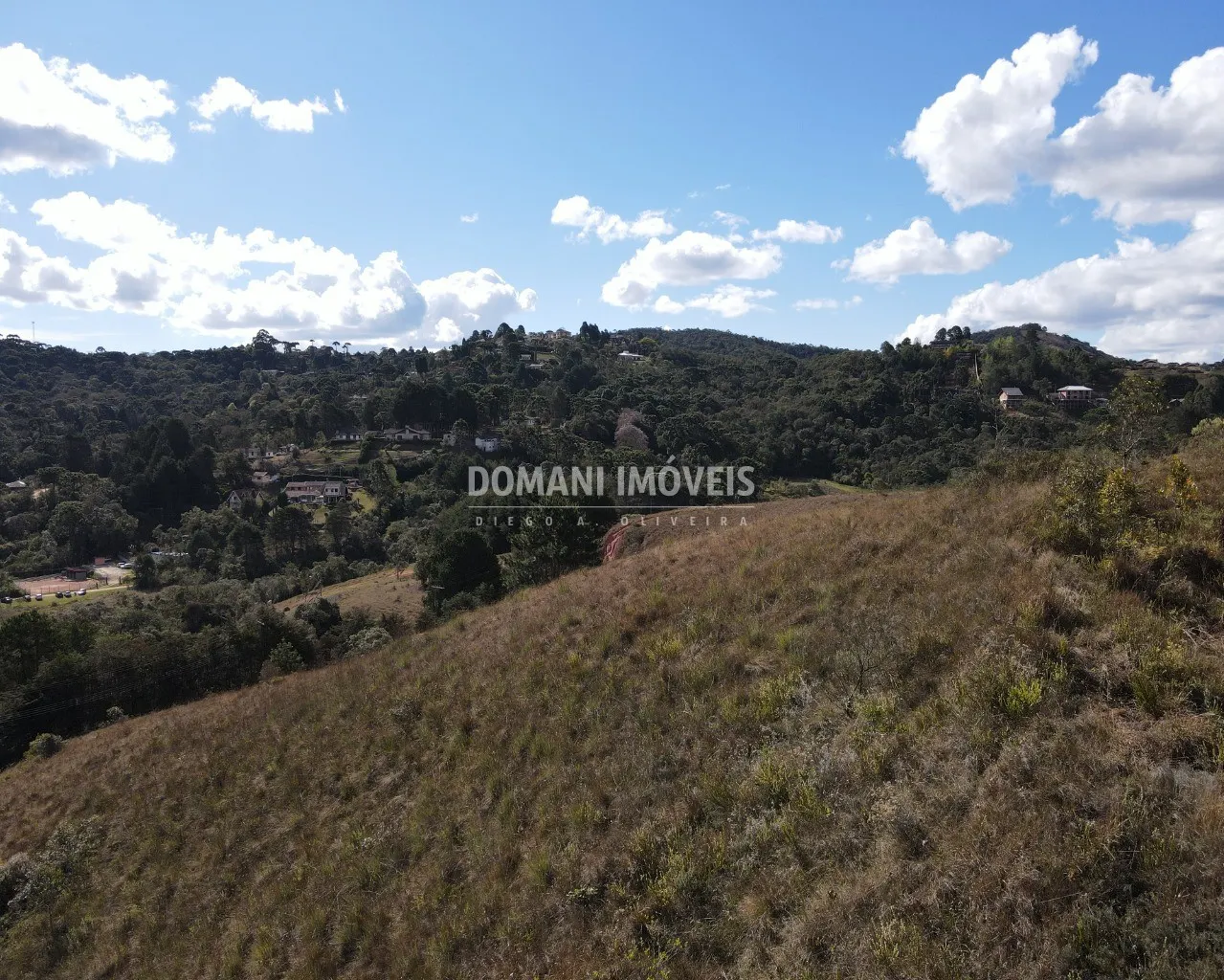 Plot for sale of 2,700 m² in Campos do Jordão, SP, Brazil