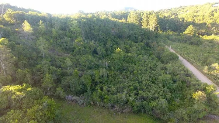 Chácara à venda de 9.200 m² em Santo Antônio da Patrulha, RS, Brasil