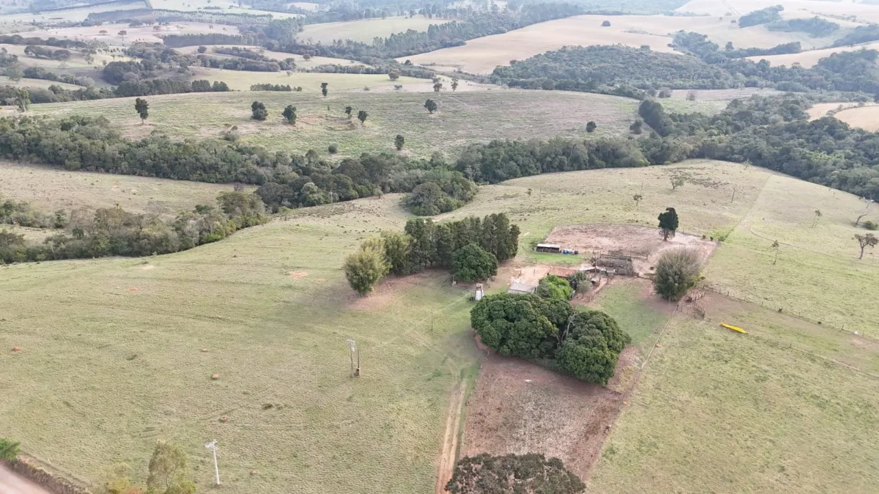Fazenda à venda de 14 ha em São Miguel Arcanjo, SP, Brasil