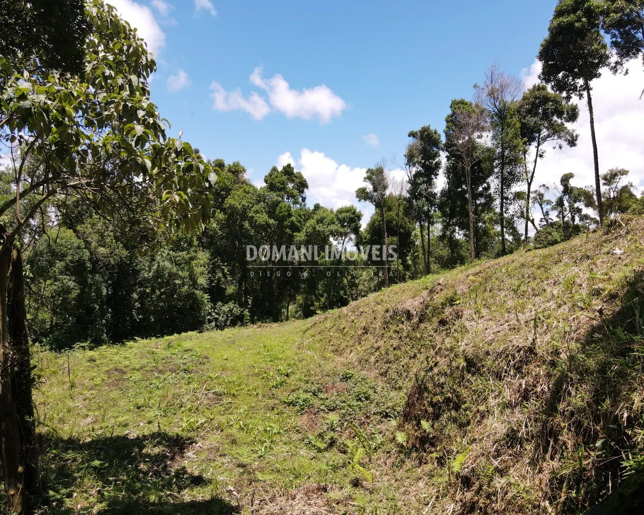 Terreno à venda de 1.080 m² em Campos do Jordão, SP, Brasil