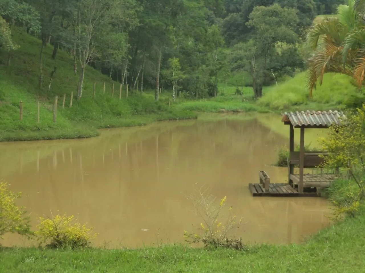 Sítio à venda de 6 ha em Guaratinguetá, SP, Brasil