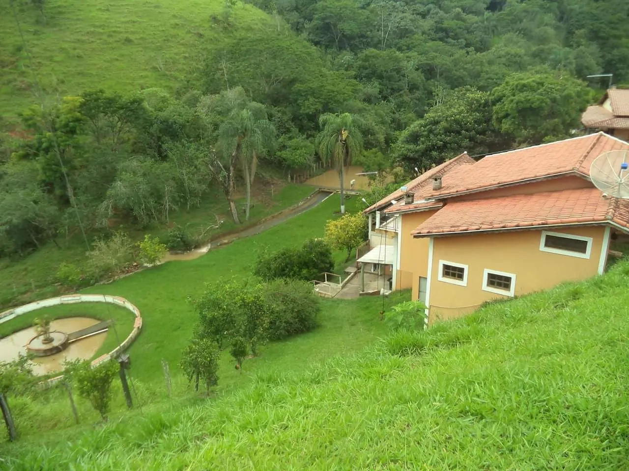 Sítio à venda de 6 ha em Guaratinguetá, SP, Brasil