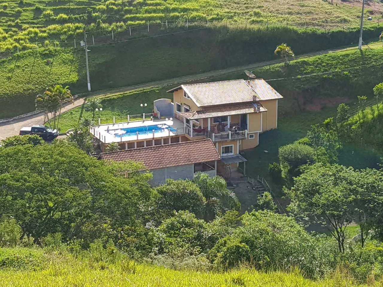 Sítio à venda de 6 ha em Guaratinguetá, SP, Brasil