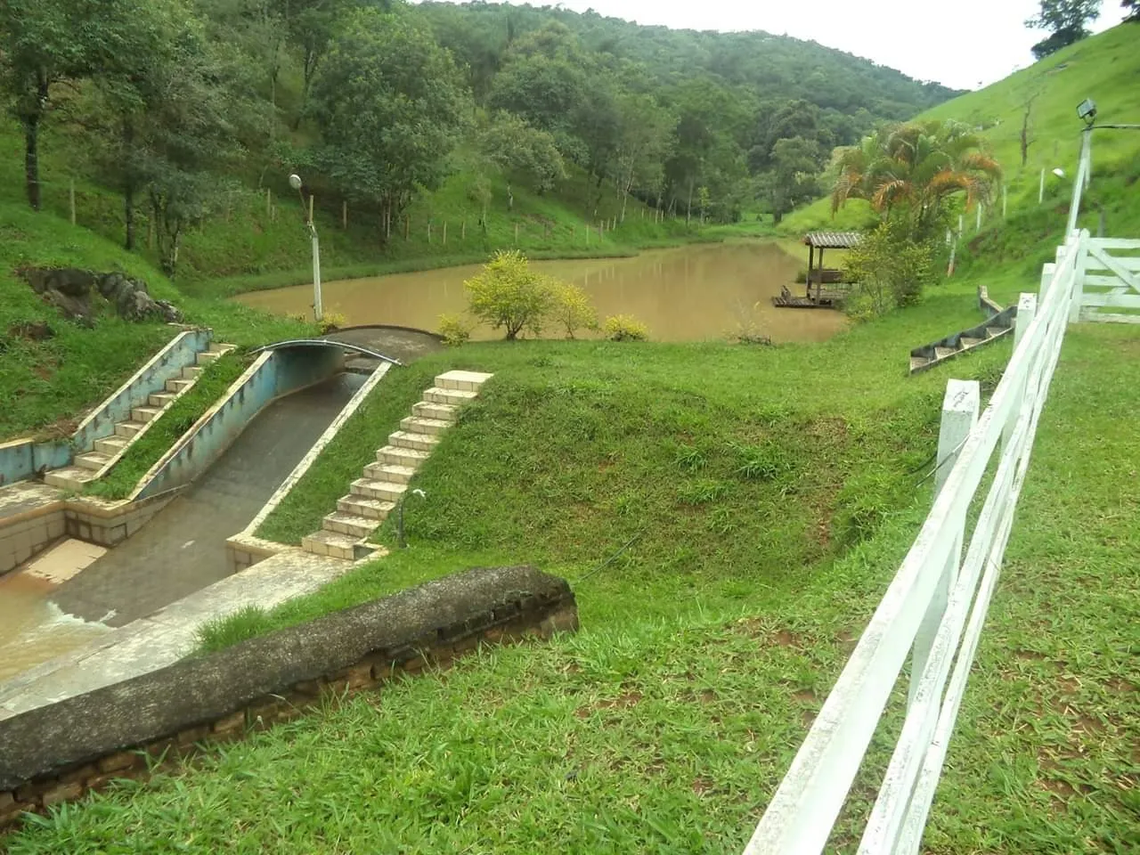 Sítio à venda de 6 ha em Guaratinguetá, SP, Brasil