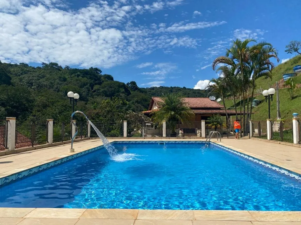 Sítio à venda de 6 ha em Guaratinguetá, SP, Brasil