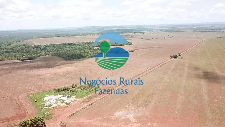 Fazenda à venda de 1.393 ha em Santa Tereza de Goiás, GO, Brasil