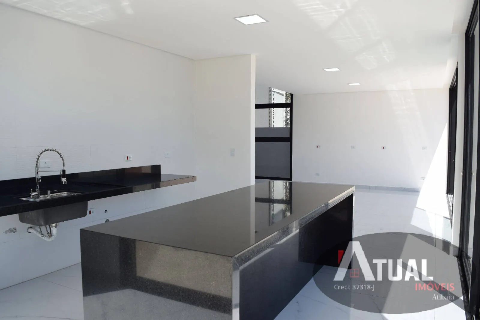 House for sale of 600 m² in Atibaia, SP, Brazil