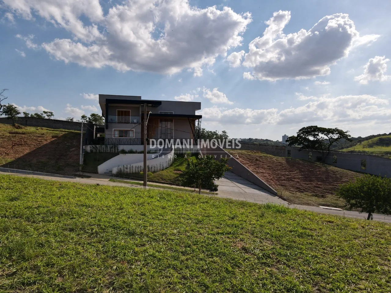 Terreno à venda de 860 m² em São José dos Campos, SP, Brasil