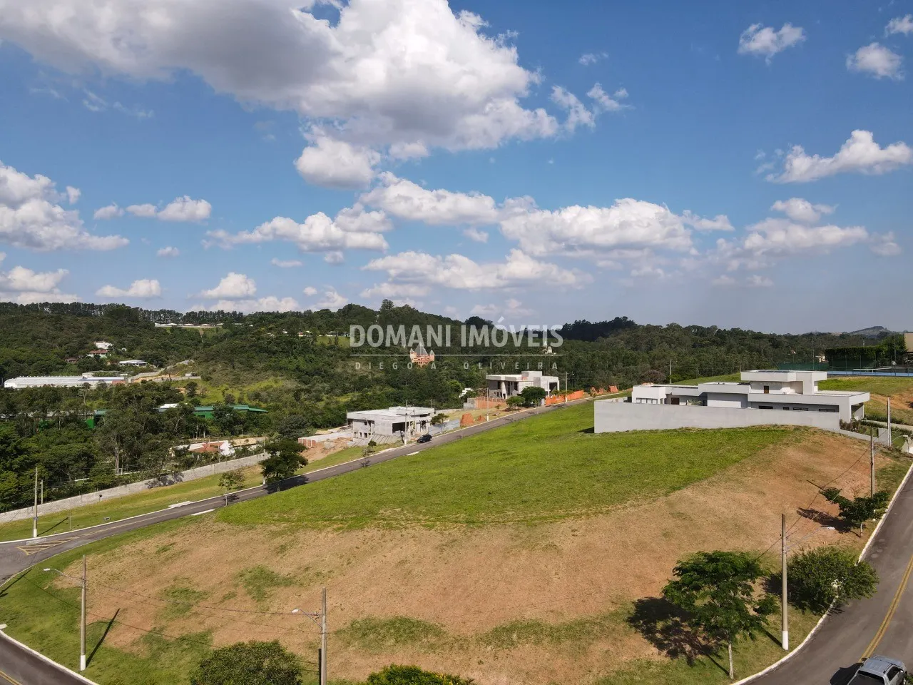 Terreno à venda de 860 m² em São José dos Campos, SP, Brasil